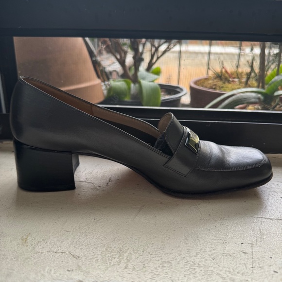 Ferragamo Heeled Loafer - Picture 4 of 6